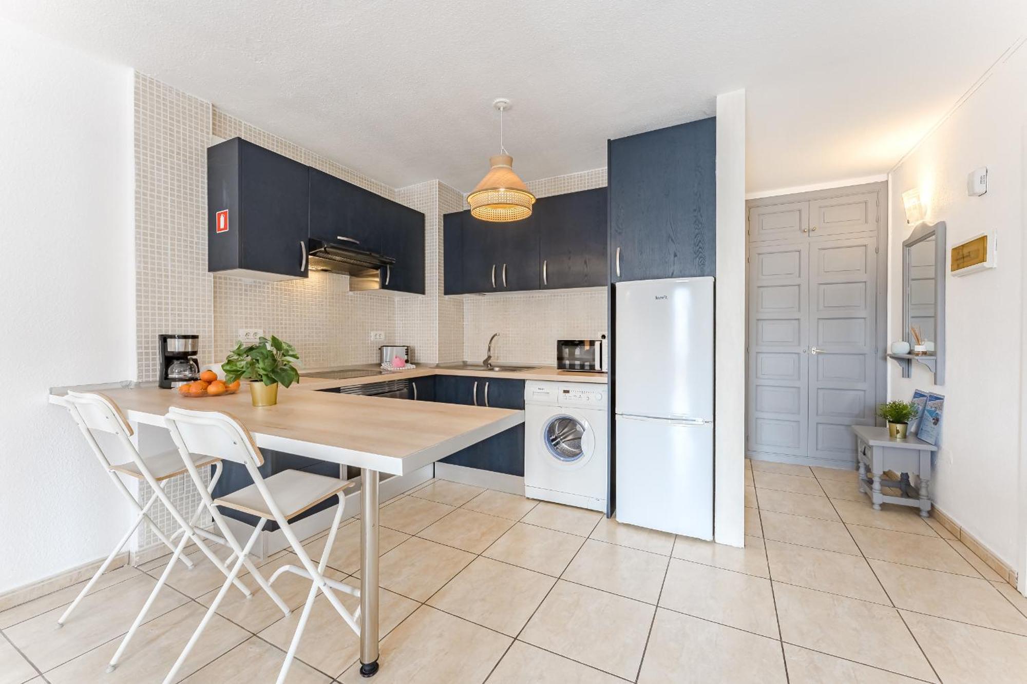 Blue Cristianos By Welcome Tenerife Los Cristianos  Extérieur photo