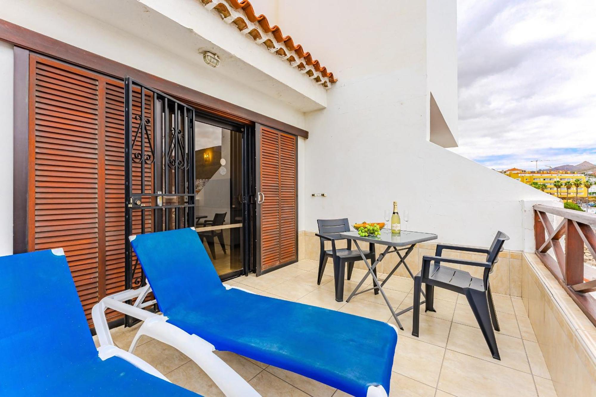 Blue Cristianos By Welcome Tenerife Los Cristianos  Extérieur photo